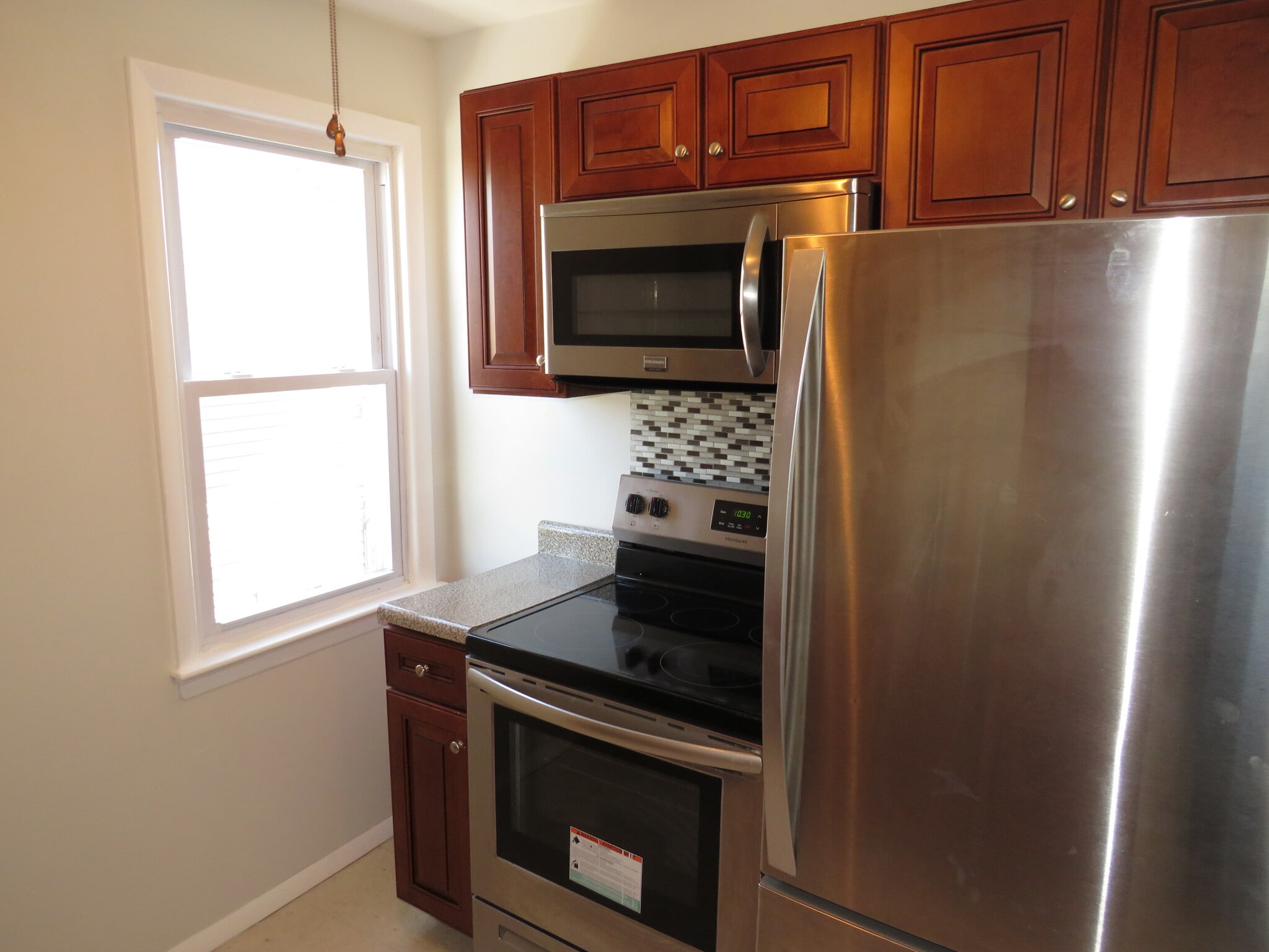 Kitchen View 3 - 11 Louis St