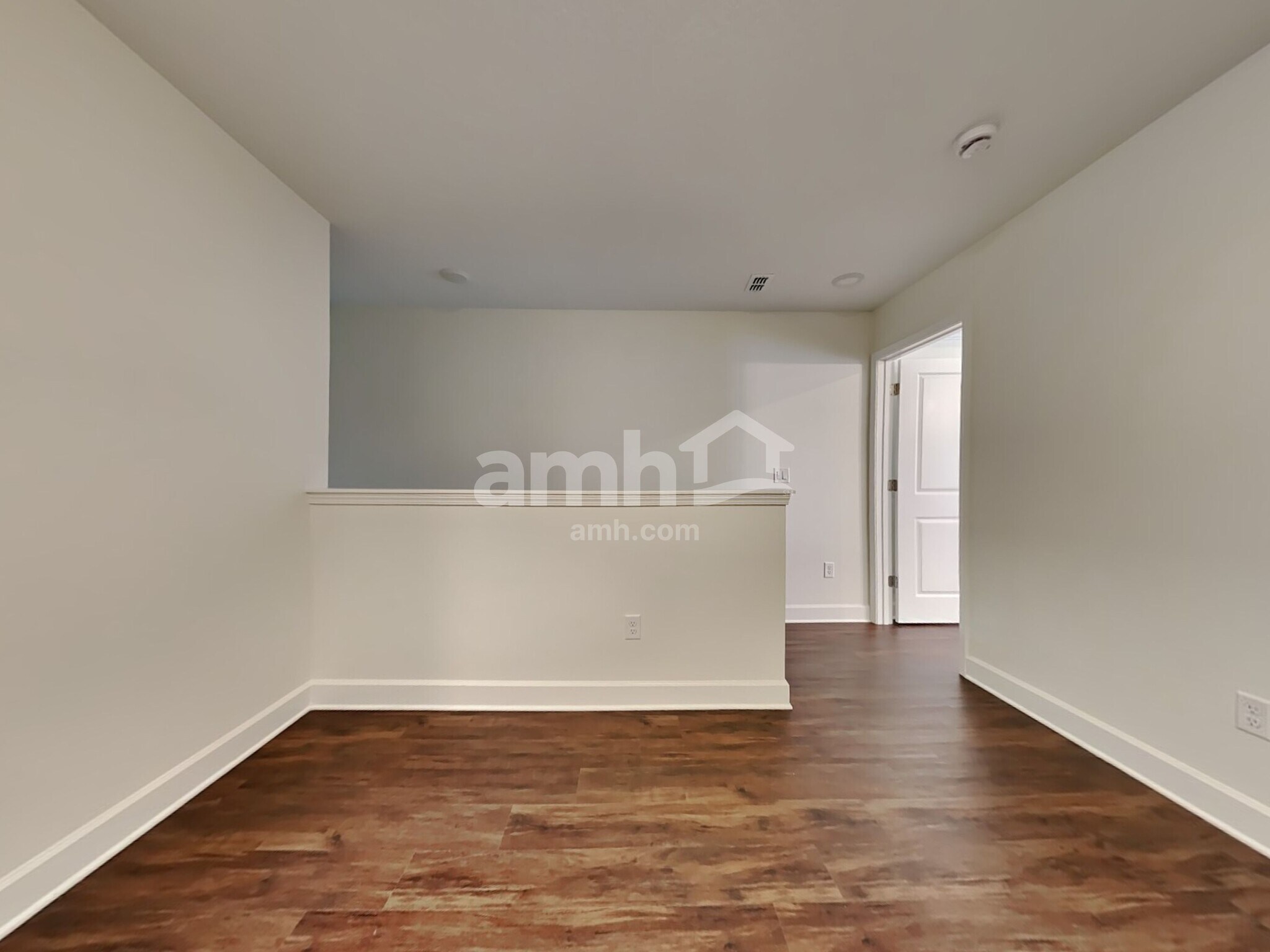 Building Photo - 2928 Rolling Acres Rd