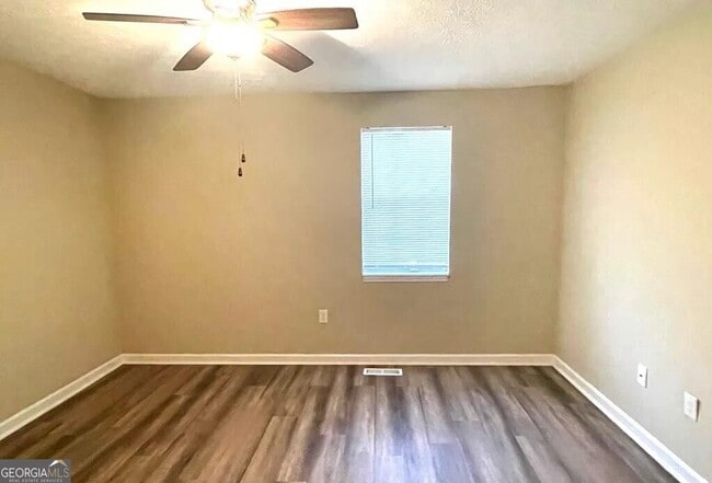 Building Photo - 130 Oxford Ct