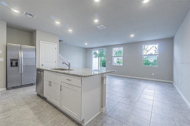Building Photo - 32483 Limitless Pl