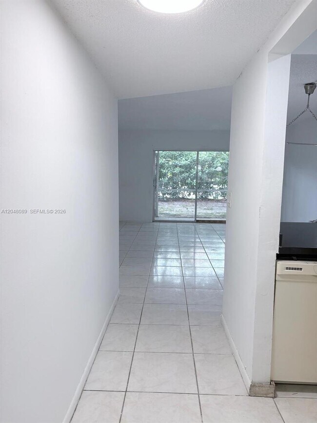 Building Photo - 8305 Royal Palm Blvd