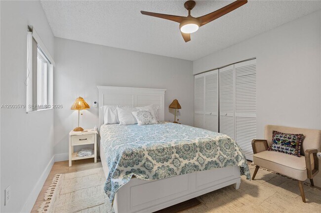 Building Photo - 237 NW 100th Ave