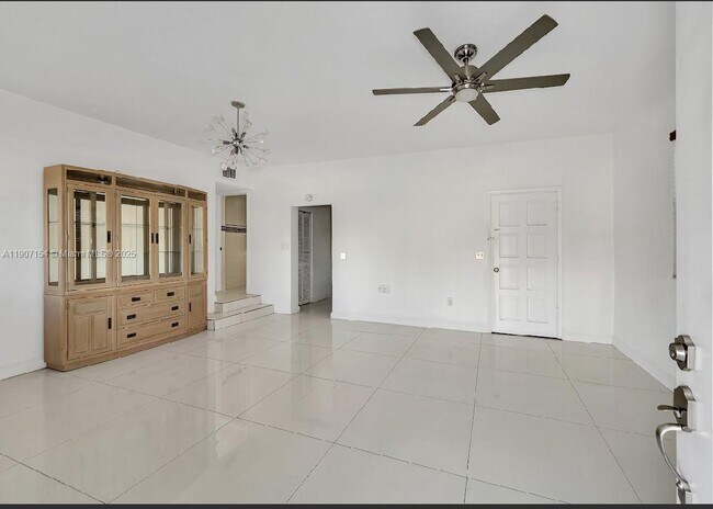 Building Photo - 2902 NW 11th St