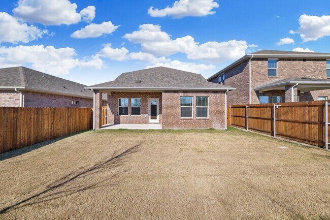 Building Photo - 111 Caliber Ct