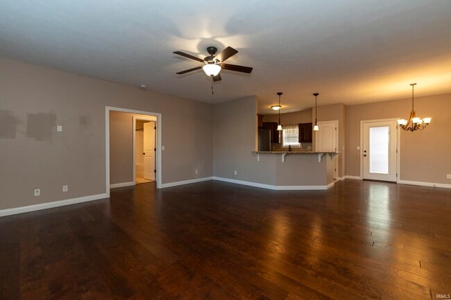 Building Photo - 8838 Hedgewood Ct