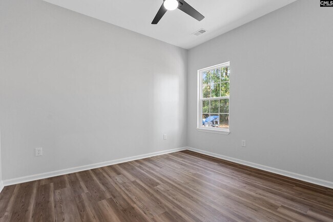 Building Photo - 220 Payton Pl