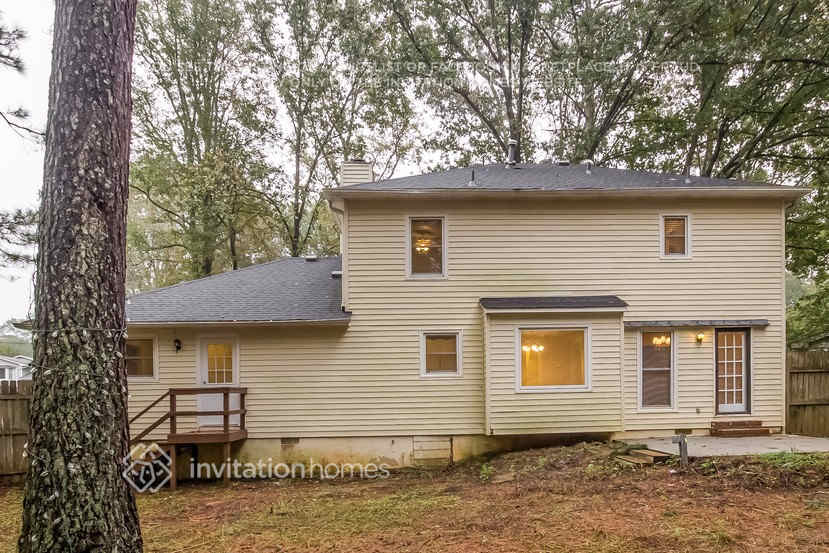 Building Photo - 945 Daisy Ct NW