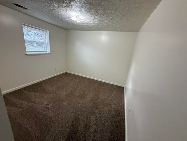 Building Photo - 2156 Deauville Dr