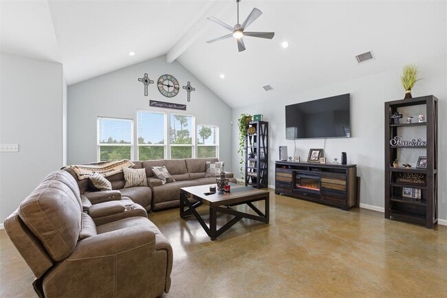 Building Photo - 152 Spring Hollow Trail