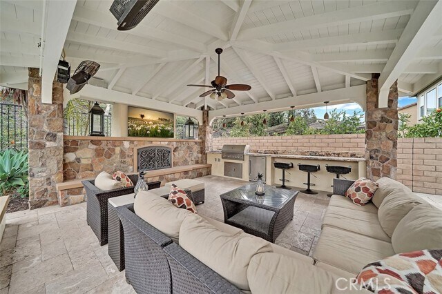 Building Photo - 27582 Daisyfield Dr