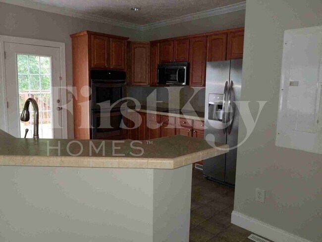 Building Photo - 1911 Chestnut Oak Ln