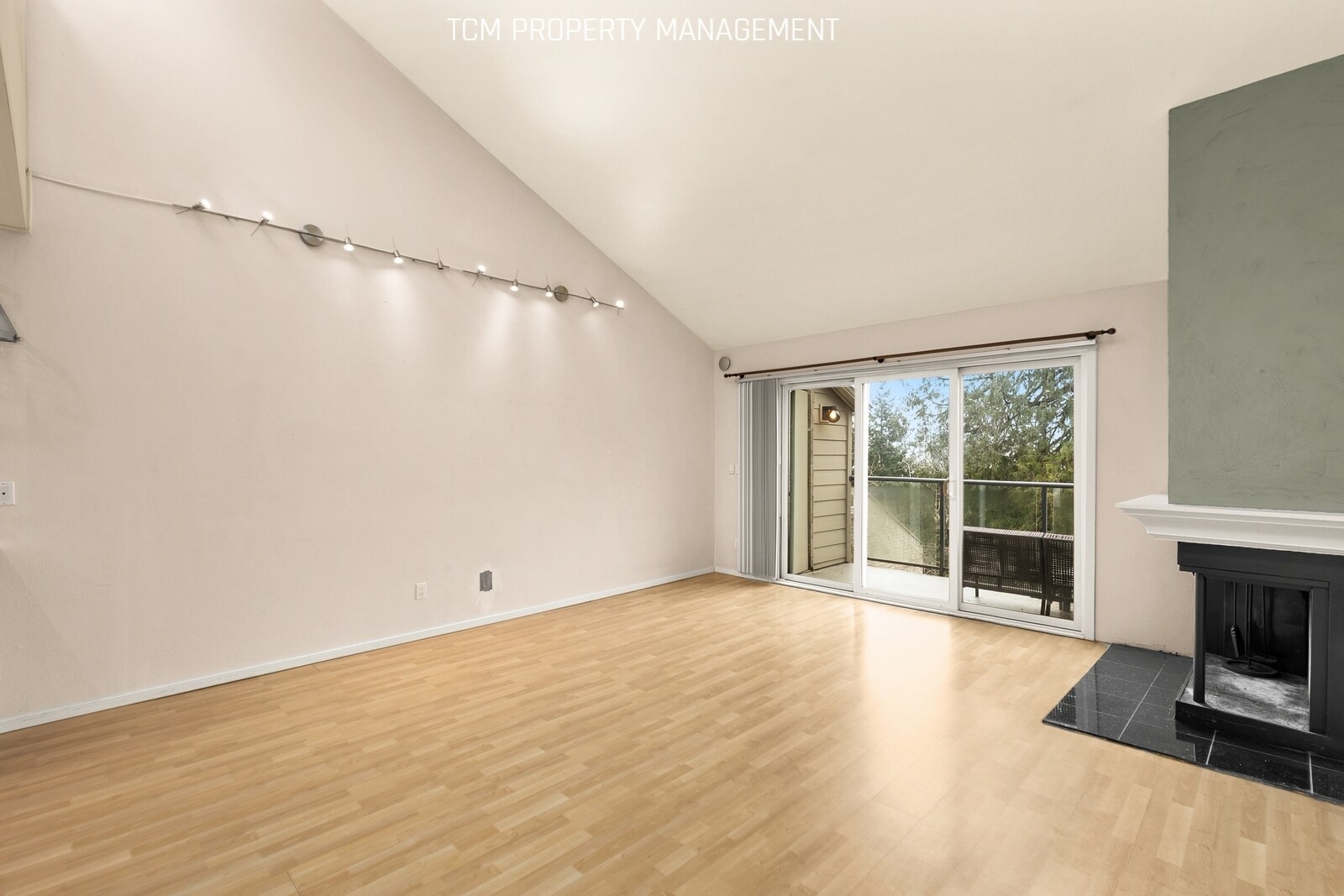 Building Photo - 2939 76th Ave SE