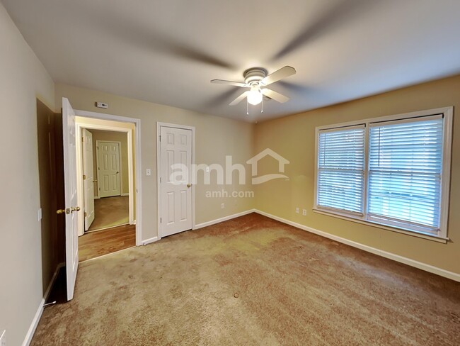 Building Photo - 1514 Shadow Ridge Cir