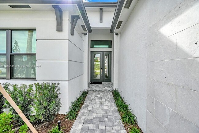 Building Photo - 12413 Solana Bay Cir