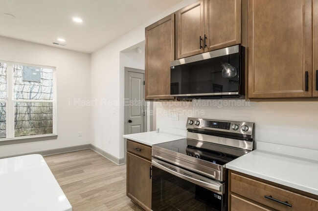 Building Photo - 117 Wisconsin Ave