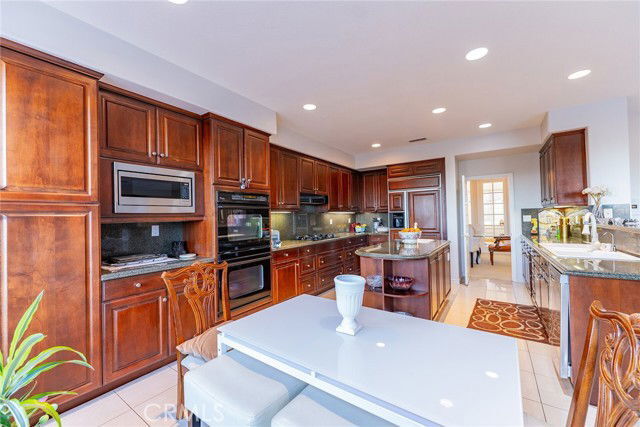 Building Photo - 28832 Westport Way