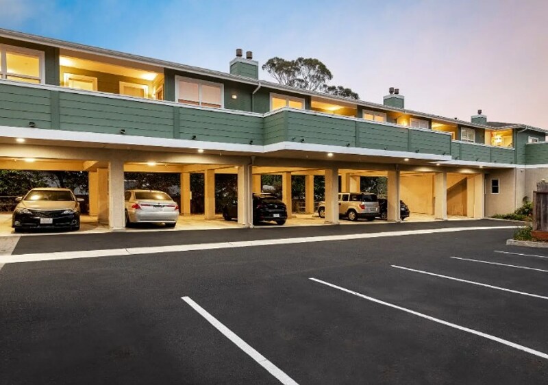 Building Photo - 251 High St