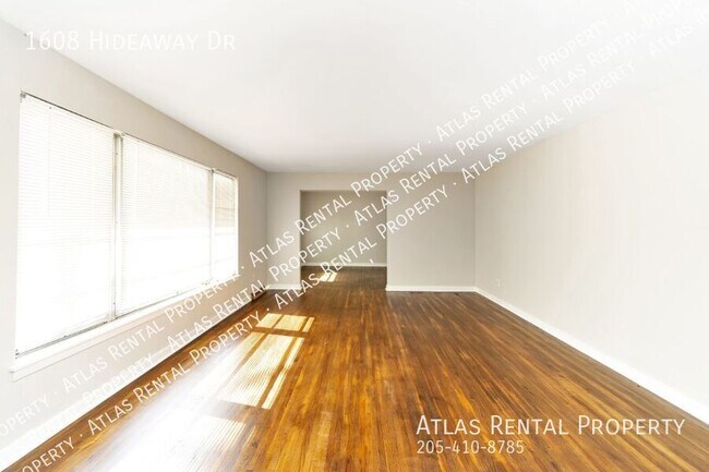 Building Photo - 1608 Hideaway Dr