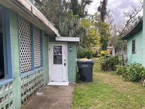 Building Photo - 2529 Tanglewood St