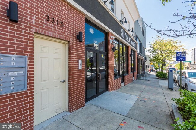 Building Photo - 3315 Eastern Ave