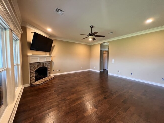 Building Photo - Savannah Place in South Bossier