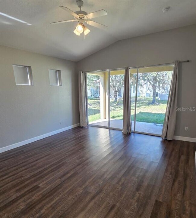 Building Photo - 13527 Misarden Ln