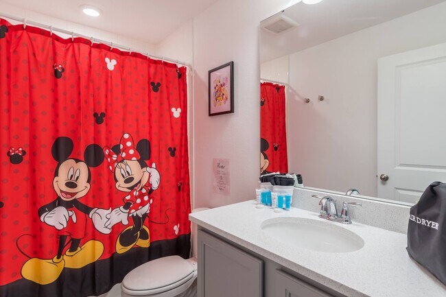 Building Photo - 2310 Lancashire St