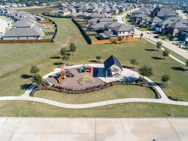 Building Photo - 4615 Cullen Brook Rd