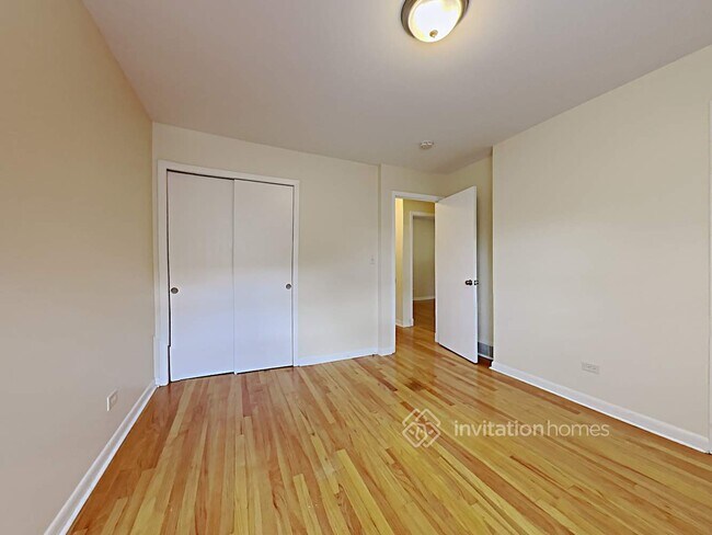 Building Photo - 334 Martin Dr