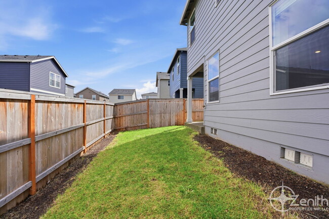 Building Photo - 2030 NW 14th St