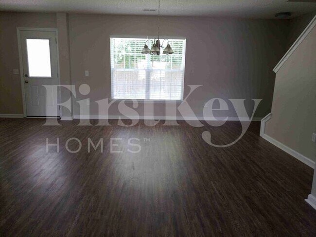 Building Photo - 1108 Deerberry Rd
