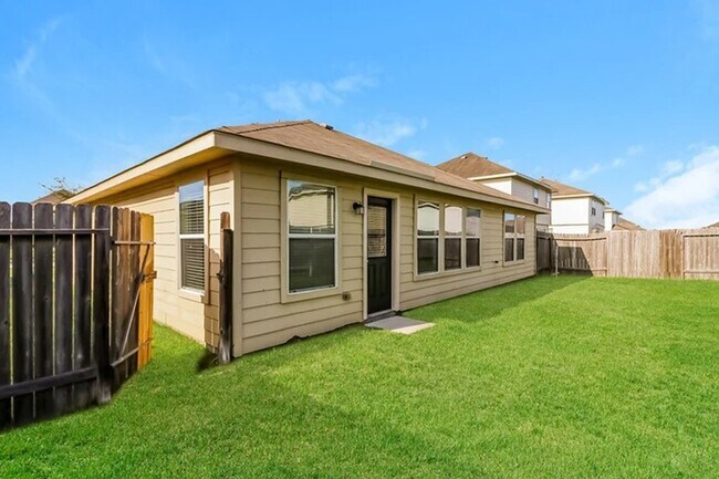 Building Photo - 2619 Camarilla Ln