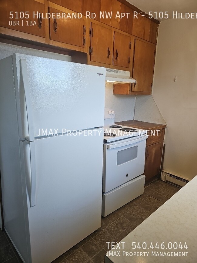 Building Photo - 5105 Hildebrand Rd NW