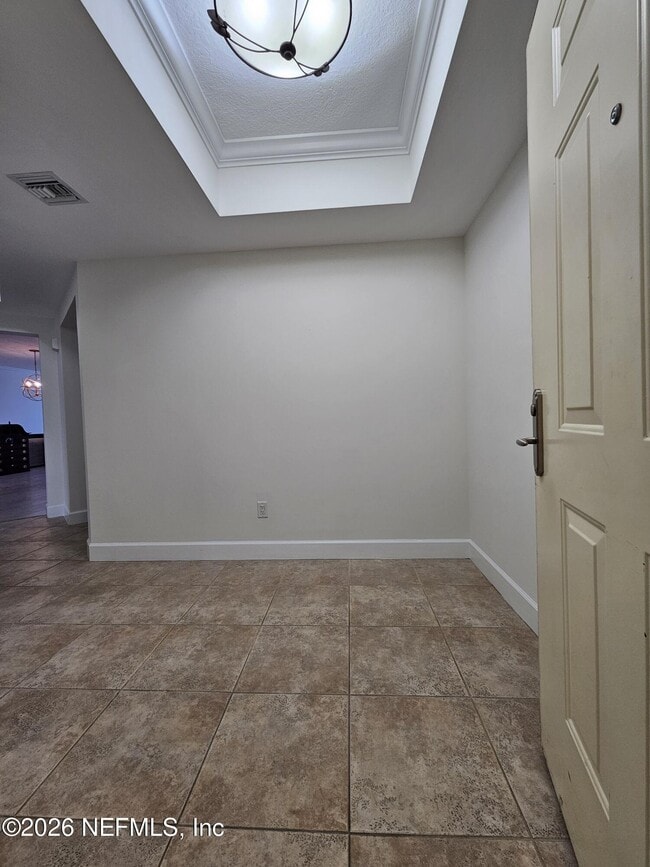 Building Photo - 1031 1st St S