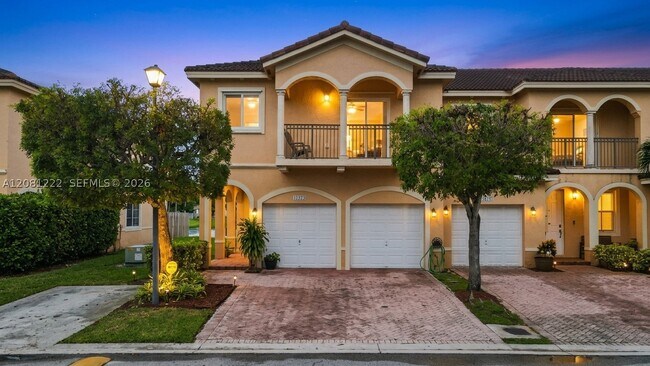 Building Photo - 16570 SW 70th St