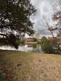 Building Photo - 8483 Yadkin Cir