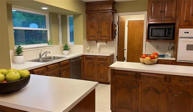 Building Photo - 7213 Tumbleweed Ct