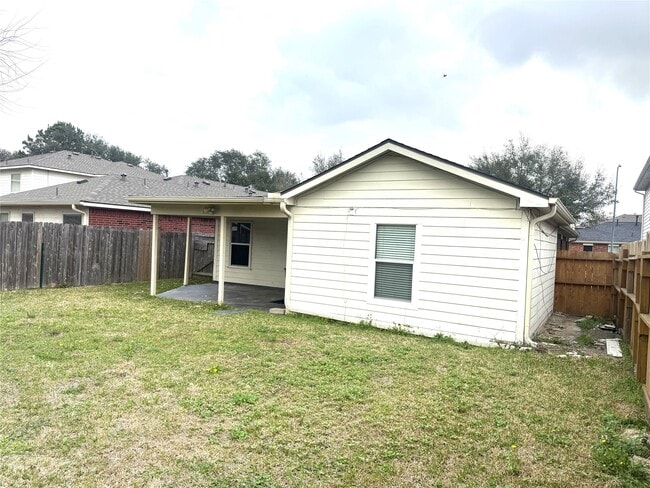 Building Photo - 8915 Canton Park Ln