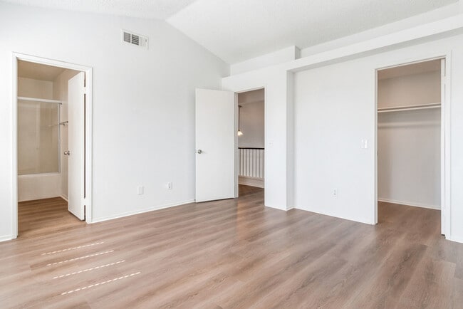 Building Photo - 12579 Santa Fe Trail