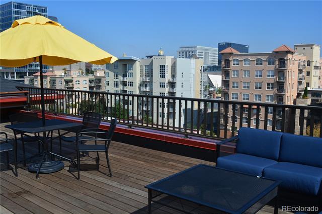 Building Photo - 1120 Delaware St