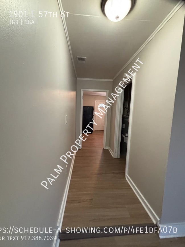 Building Photo - 1901 E 57th St