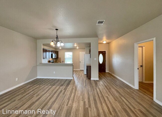 Building Photo - 4 br, 2 bath House - 3512 Moline Circle