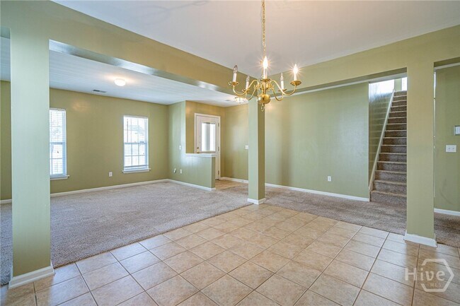 Building Photo - 7 Briarcliff Way