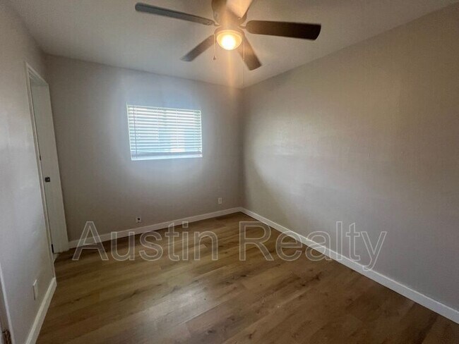 Building Photo - 4160 Folsom Ave