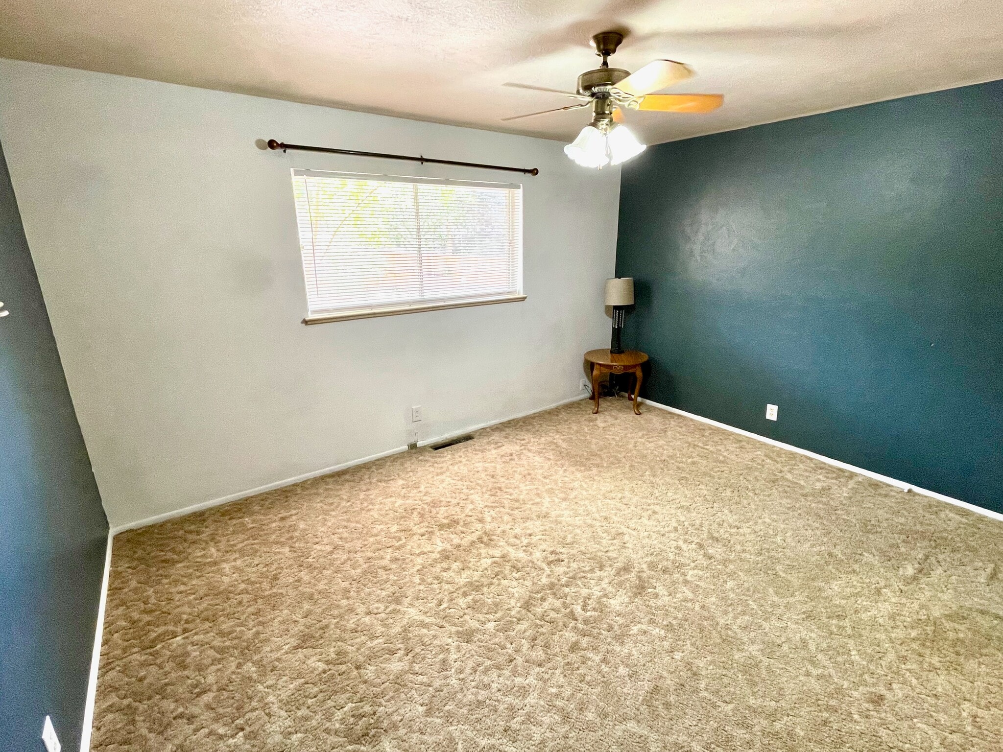 Building Photo - 3845 Linda Vista Ln