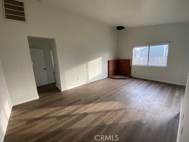 Building Photo - 19366 Mountain Meadow S