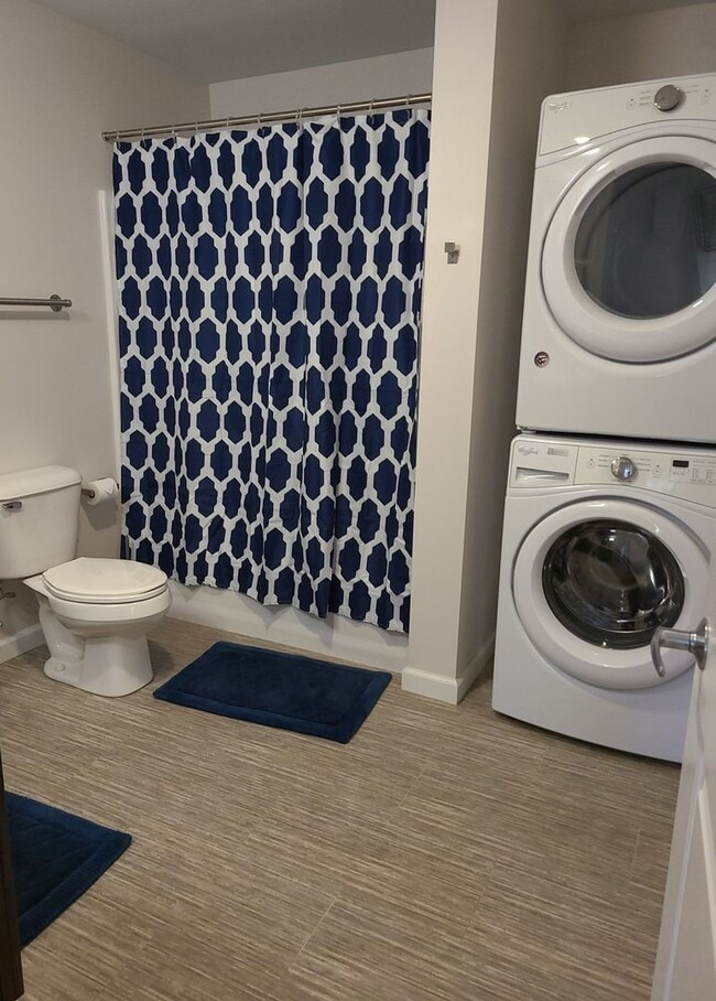 Building Photo - PET FREE Spacious 1 Bedroom Apartment