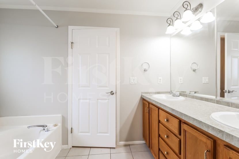 Building Photo - 21327 Cherry Canyon Ln