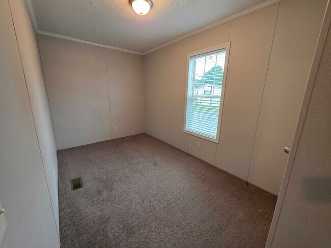 Building Photo - 3730 Birch St