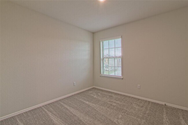 Building Photo - 105 Bird Cherry Wy